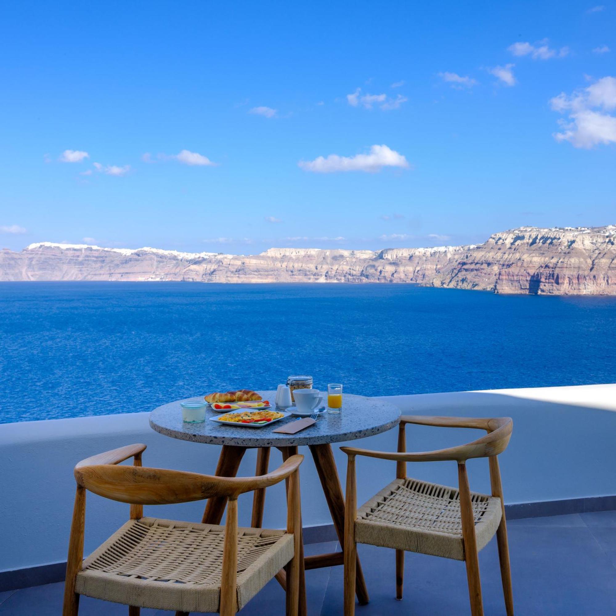 Neptune Luxury Suites Akrotírion Exteriér fotografie