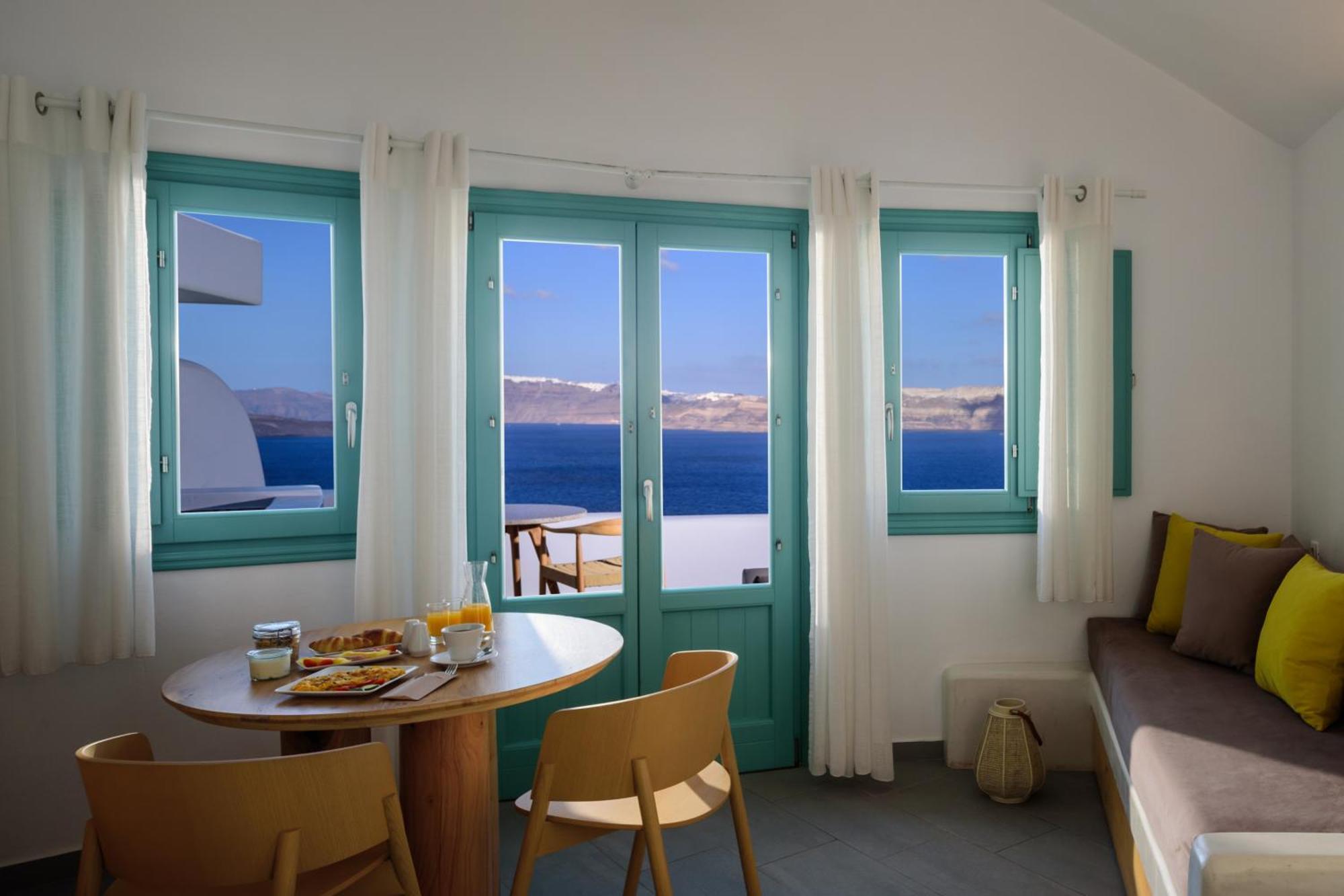 Neptune Luxury Suites Akrotírion Exteriér fotografie