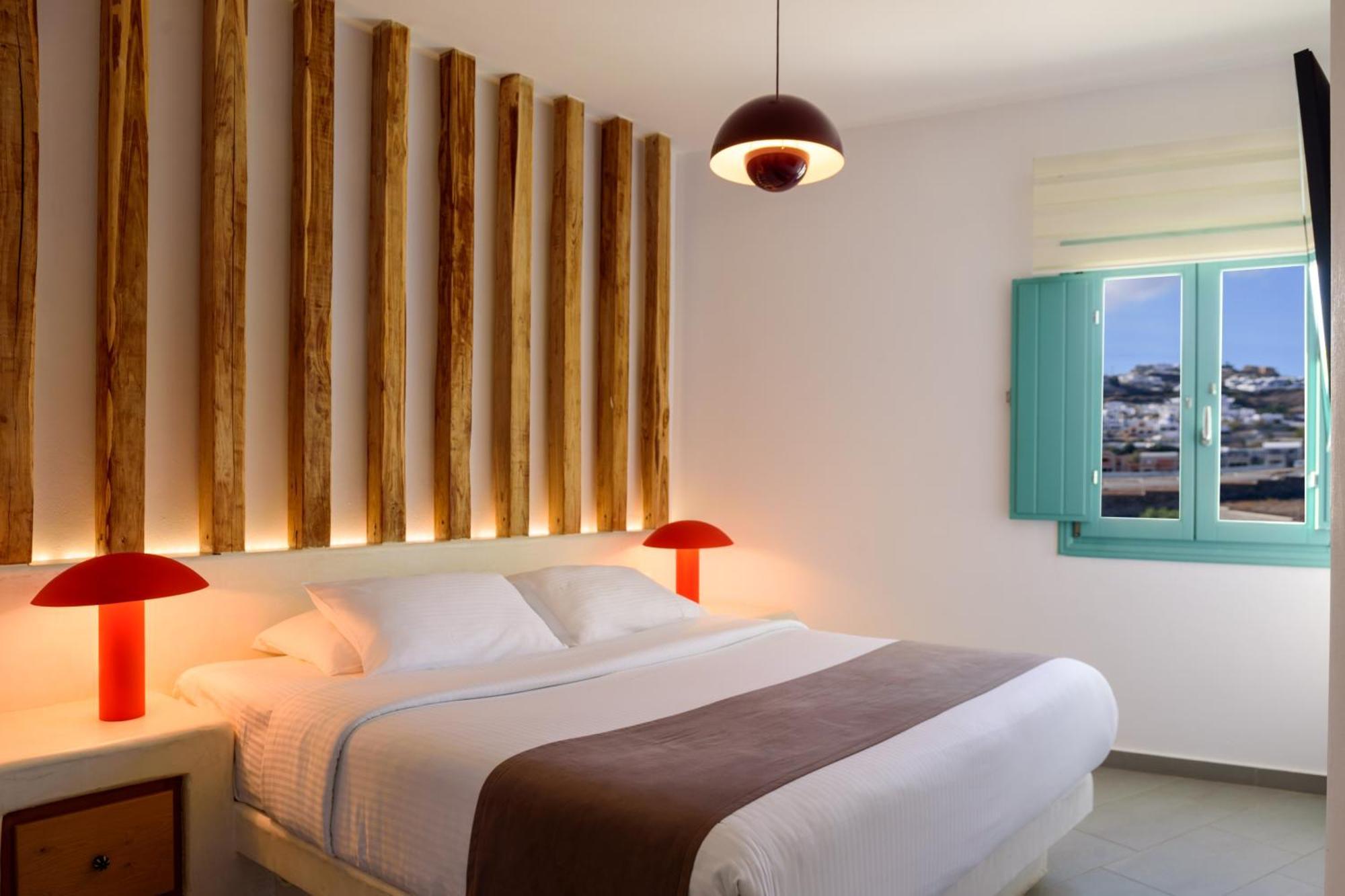 Neptune Luxury Suites Akrotírion Exteriér fotografie
