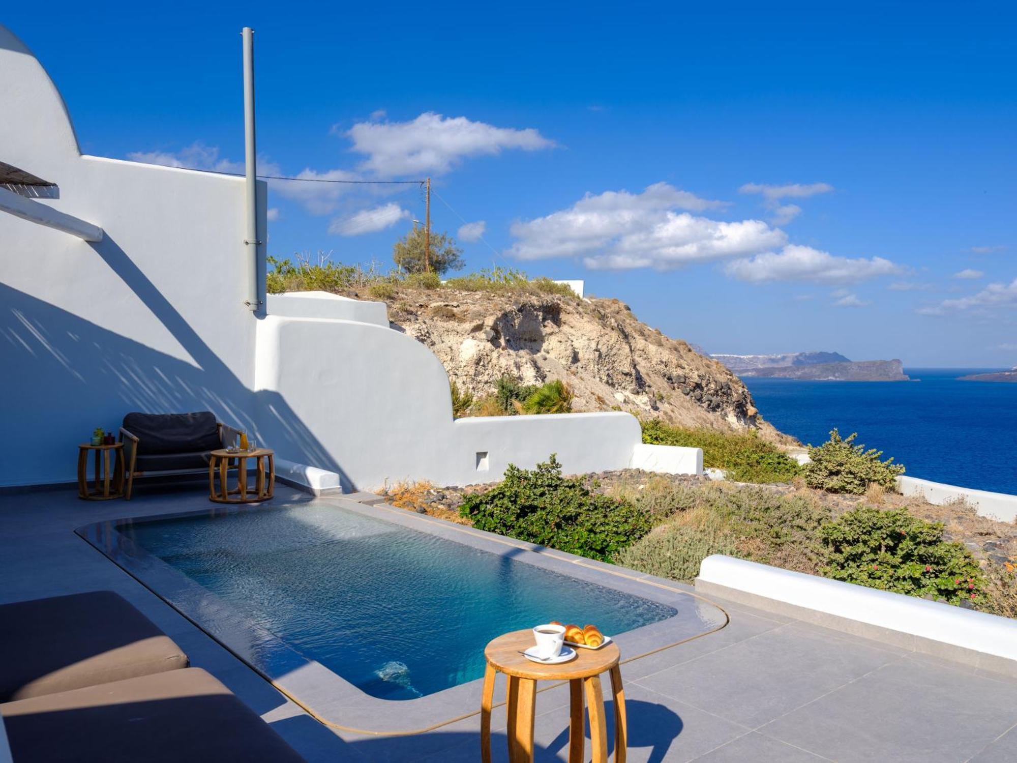 Neptune Luxury Suites Akrotírion Exteriér fotografie