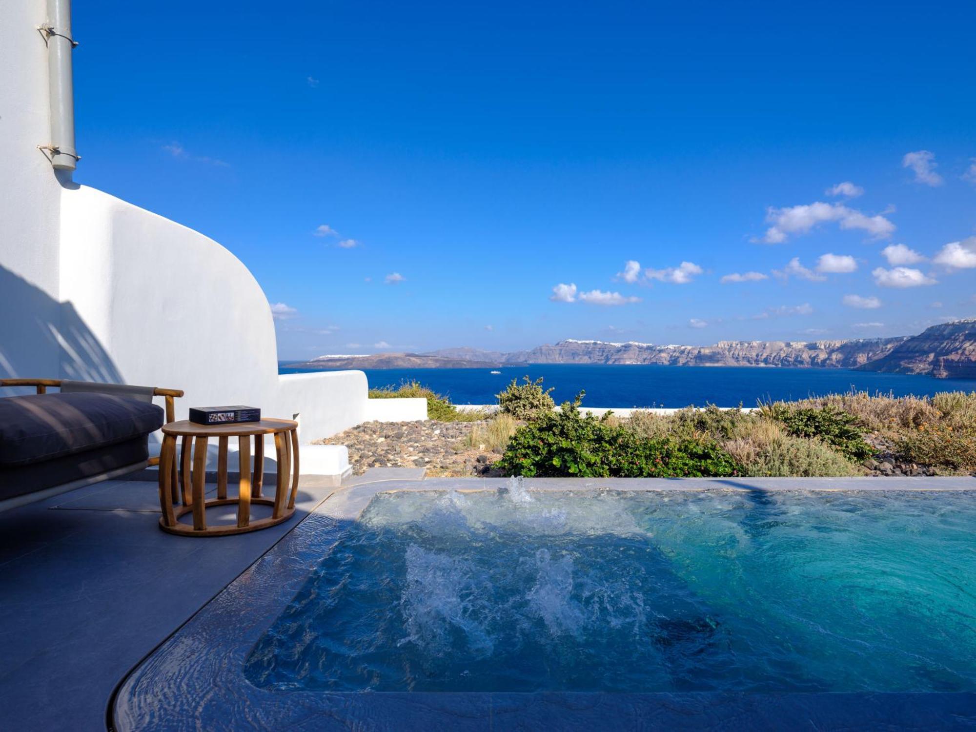 Neptune Luxury Suites Akrotírion Exteriér fotografie