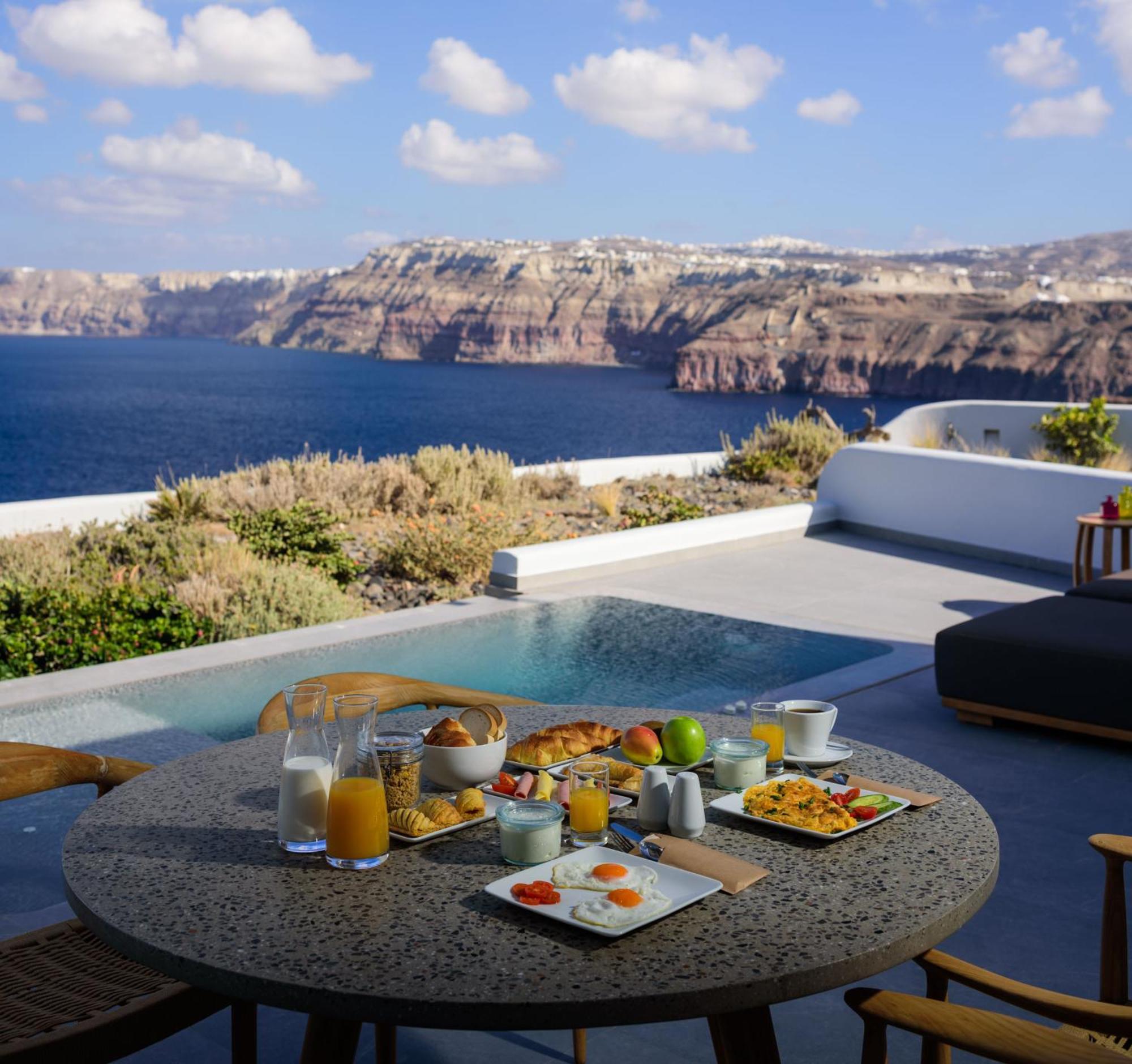 Neptune Luxury Suites Akrotírion Exteriér fotografie