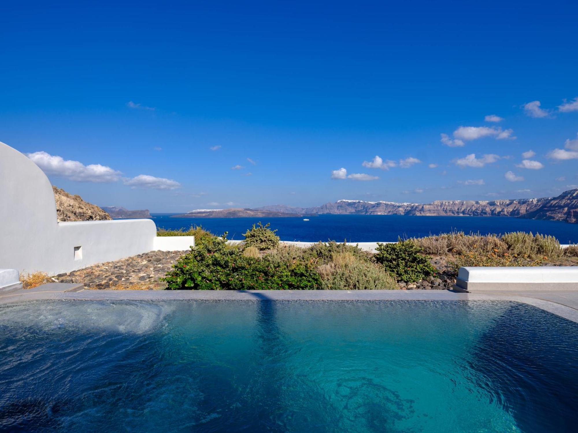 Neptune Luxury Suites Akrotírion Exteriér fotografie